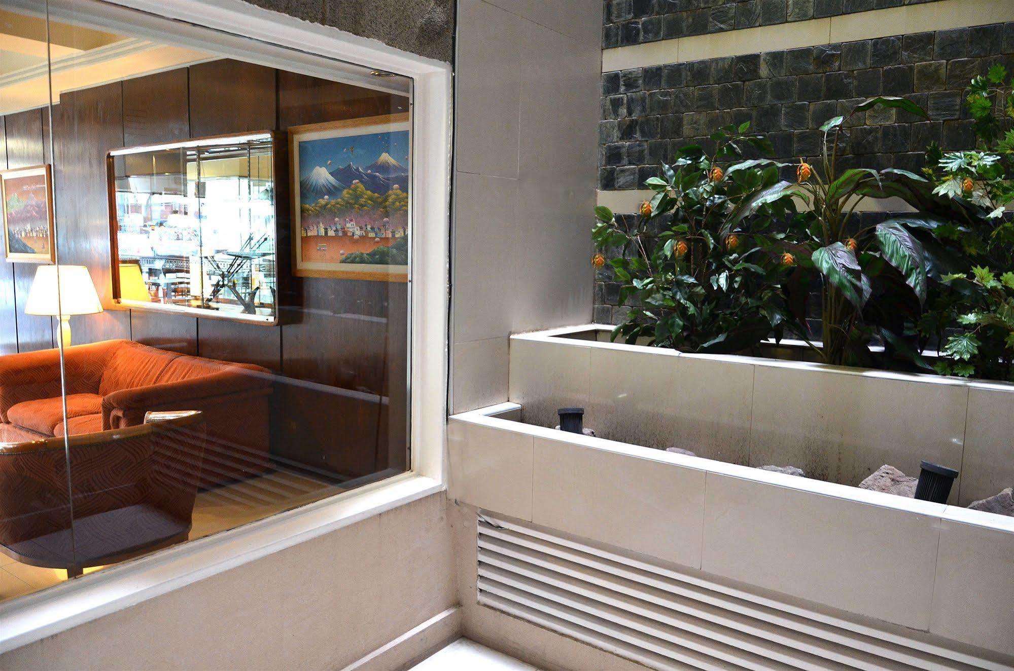 Ecuador Hotel Ciudad Autónoma de Ciudad Autónoma de Buenos Aires Exterior foto